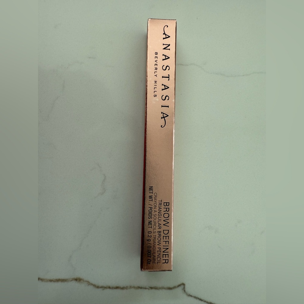 Anastasia Beverly Hills Brow Definer in Dark Brown